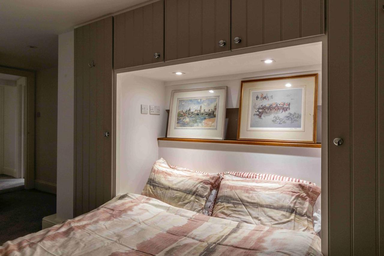 לונדון Shared Guest House 5 Mins Walk From Vauxhall And Nine Elms Station With Off-Site Parking Near Us Embassy מראה חיצוני תמונה